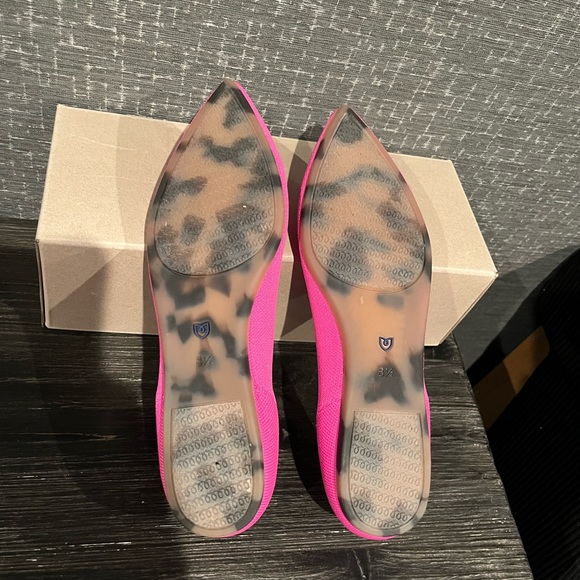 New Rothy’s The Point Flat Shoes Dragon Fruit Pink 8.5 - Picture 10 of 10